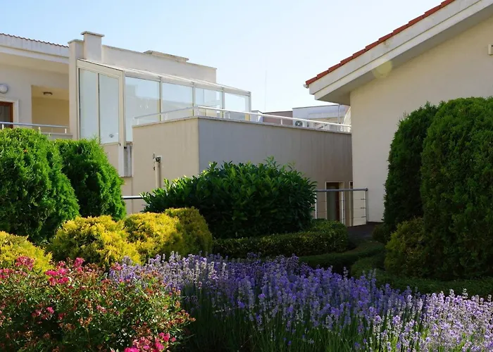 بيت للعطل Sun Village Family بايالا