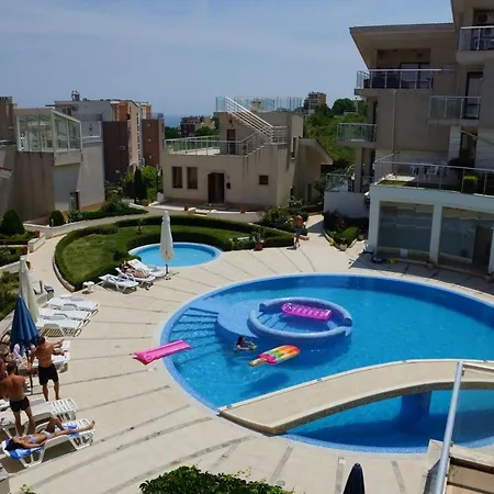 Sun Village Family Дом отдыха