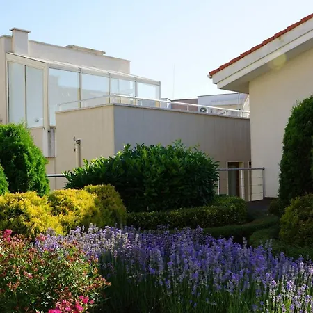 בית נופש Sun Village Family ביאלה
